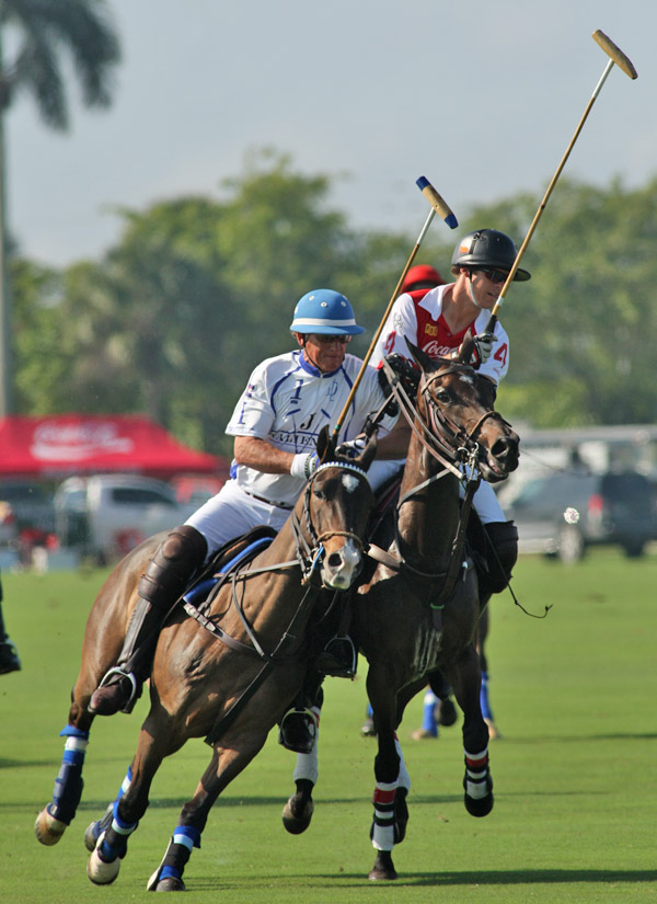 Photos-Valiente vs. Coca-Cola 2014